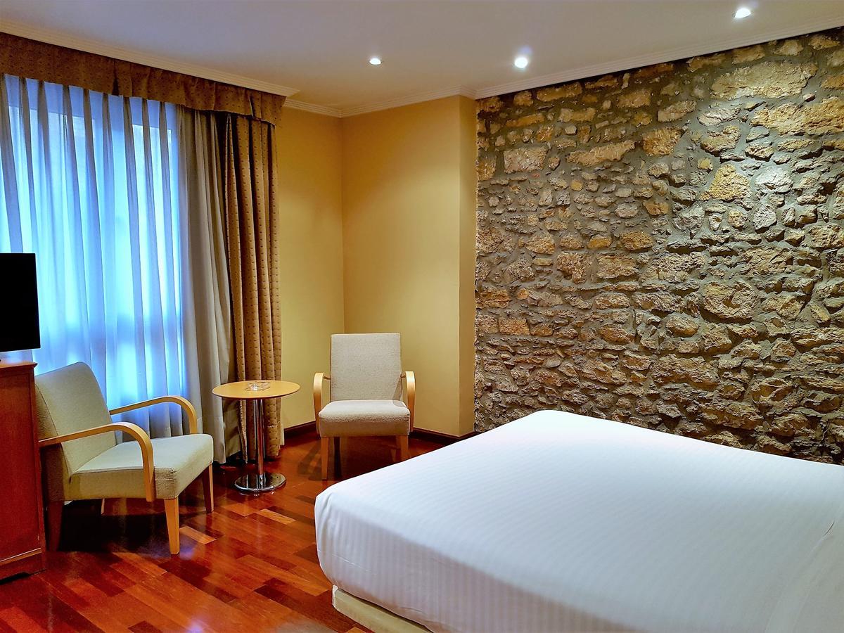 Hotel Gran Regente Oviedo Exterior photo