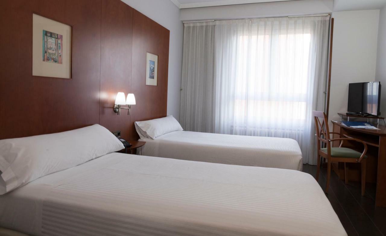 Hotel Gran Regente Oviedo Exterior photo